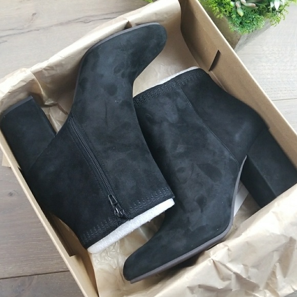 LOWEST Lucky Brand Salmah 2 Block Heel Ankle Boot - Picture 4 of 8